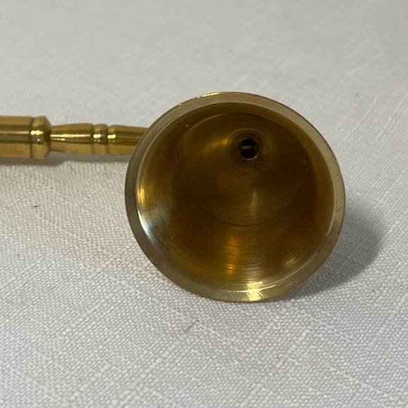 Vintage brass and wood candle snuffer - use or shelf decor - Picture 5 of 5
